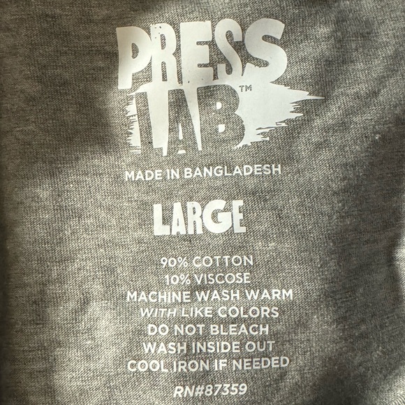 DON’T STOP BELIEVIN’ * Warm Weather CHRISTMAS TEE * Short Sleeves * Unisex Large - Picture 5 of 7